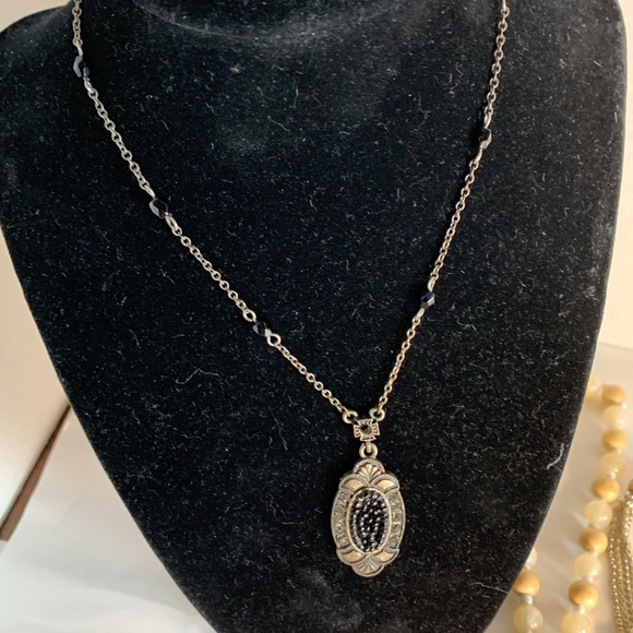 Large Lot Costume Jewelry - Picture 10 of 17